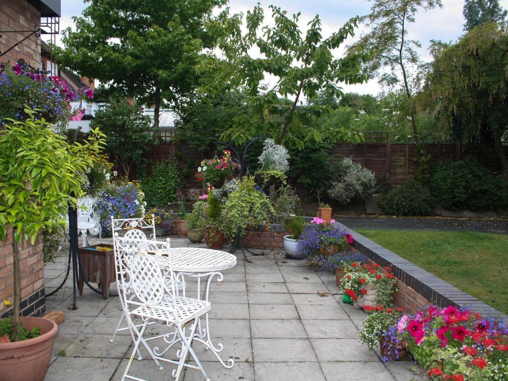 Elmdon Lodge Birmingham Exterior photo